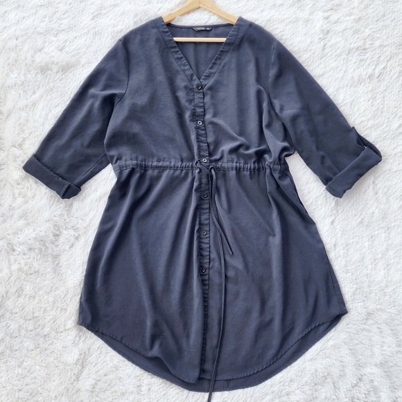 SHEIN Dresses & Skirts - Black Button Front Drawstring Waist Shirt Dress‎